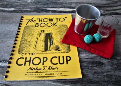 Magie :  Chop cup magic, View more