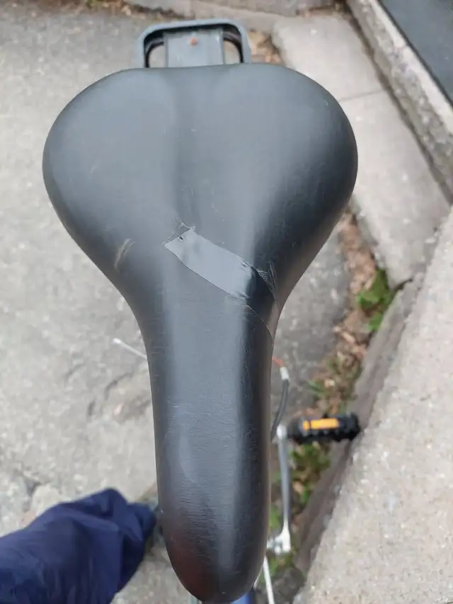 vélo hybride, marin kent-field 21 vitesses in Cruiser, Commuter & Hybrid in Laval / North Shore - Image 9