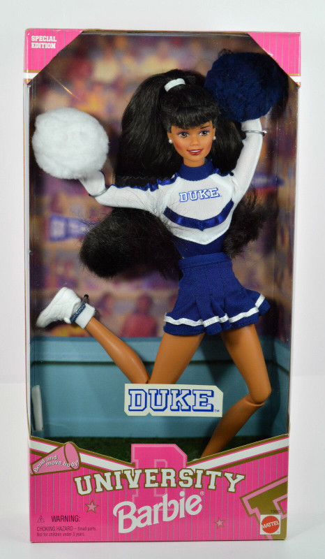 1996 VINTAGE UNIVERSITY OF DUKE CHEERLEADER BARBIE NAVY & WHITE! in Toys & Games in Mississauga / Peel Region