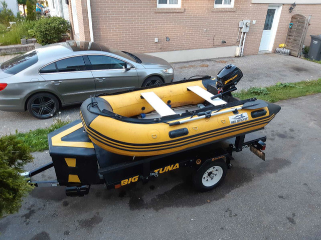 Inflatable boat + foltable trailer + mercury engine  in Water Sports in Mississauga / Peel Region - Image 3