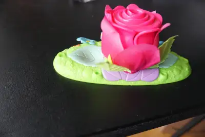 1996 Vintage Polly Pocket Ultra Rare “Rose Hideaway” variant, View more