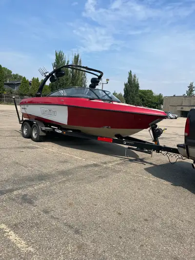 Selling my 2006 wakesetter vlx. Has been a excellent boat, I’ve had it out lots this year and everyt...