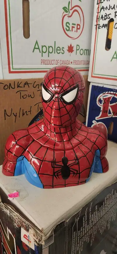 Vintage Marvel Comics The Amazing Spider-Man Figure Ceramic Cookie Jar 22931, 2012.