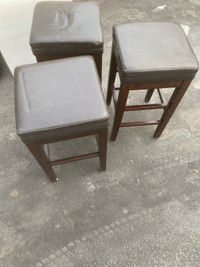 Bar stools in great condition