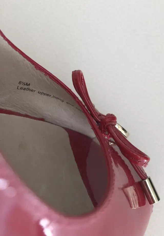 Women’s Red Leather Shoes and Purse size 8.5 *NEW* $65 each in Women's - Shoes in Markham / York Region - Image 7