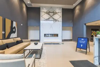 Built in 2024, new 1 bedroom plus den Mattamy condo. Open concept layout with stainless steel kitche...