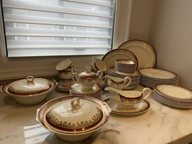 Antique China Set -8 settings & Serverware  in Arts & Collectibles in City of Toronto