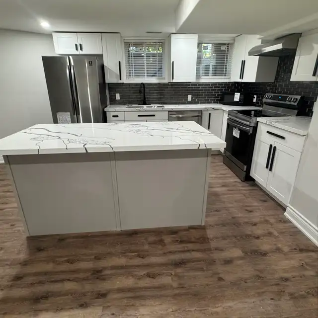 FOR RENT - BRAND NEW LEGAL 2 BDRMS & 1 BATH WALKOUT BASEMENT