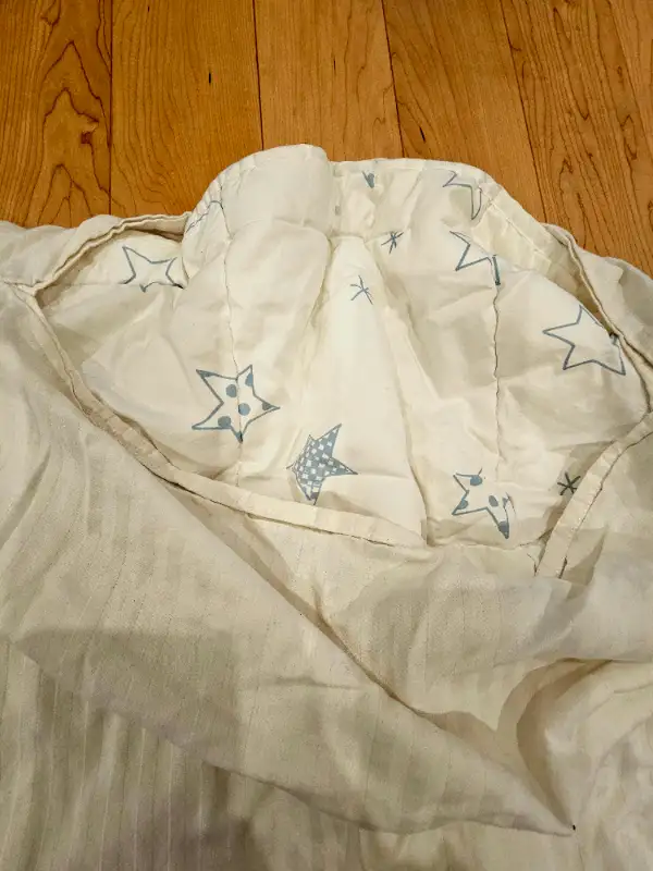 IKEA VYSSA crib mattresses and sheets in Cribs in Ottawa - Image 4