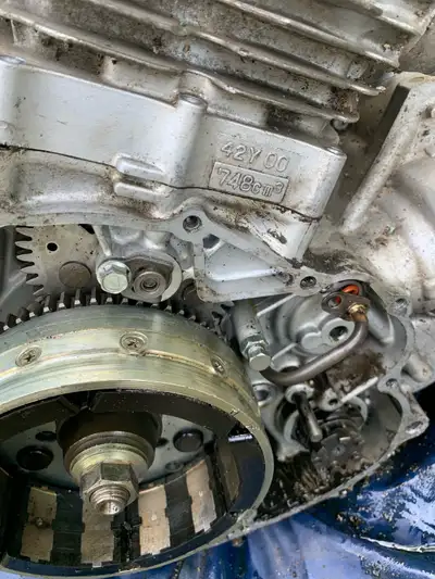 Yamaha virago engine, fix or for parts.