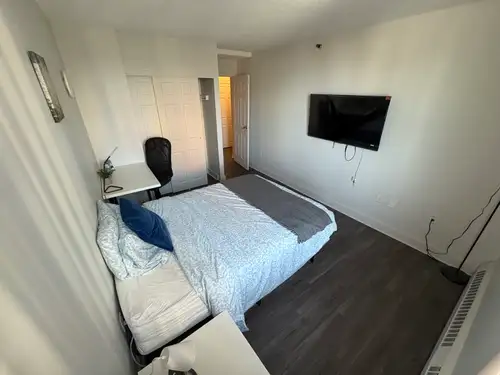 Room for rent in shared apartment with professional building management. This room is $950 per month...