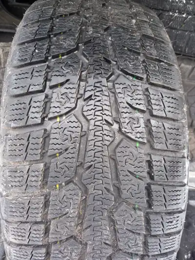 2 pneu hiver toyo gsi 6 hp 205-55-r16 10/32 bon pour 3 hiver 240$ les 2 514|452|9727