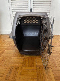 Good Condition Dog Pet Carrier. TRADES WELCOME! 