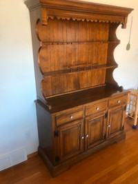 Nice looking buffet and hutch for sale-can deliver