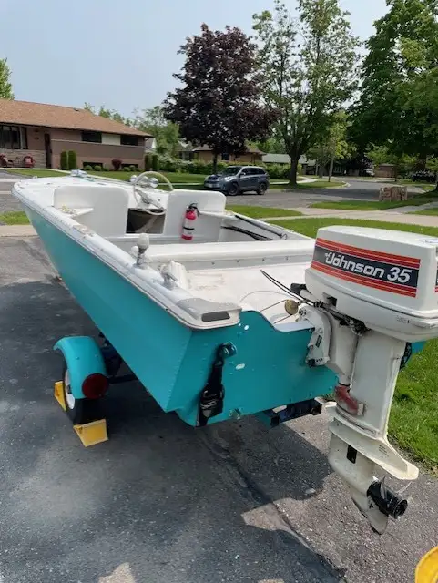 Springbok Boat Motor and Trailer in Powerboats & Motorboats in Peterborough - Image 3