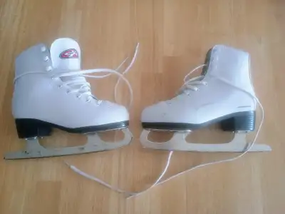 Girls Competitive Figure Skates & skate bag, View more