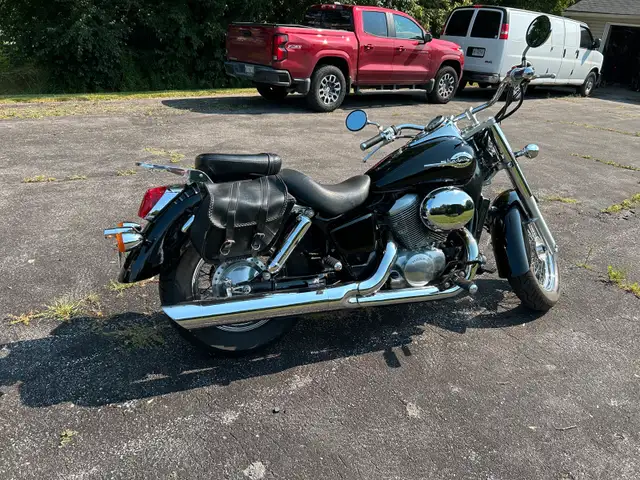 2000 Honda shadow 750 Ace in Street, Cruisers & Choppers in Mississauga / Peel Region - Image 5