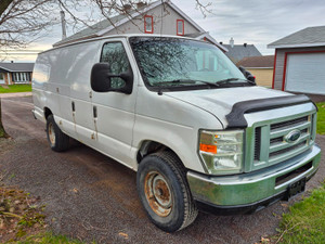 2009 Ford E 250