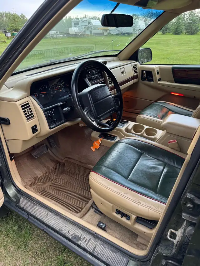 1995 Jeep grand Cherokee, Orvis edition in Cars & Trucks in Edmonton - Image 8