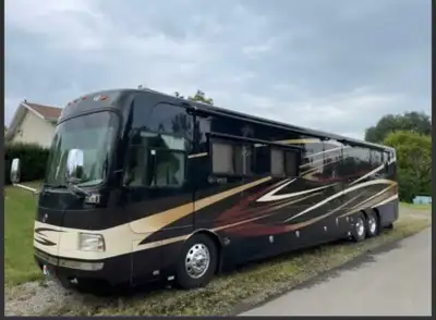 The 2008 Monaco Dynasty Queen IV is a high-end, Class A luxury diesel pusher. Built on Monaco’s prop...