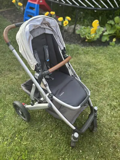 UppaBaby Vista Stroller and Bassinet, View more