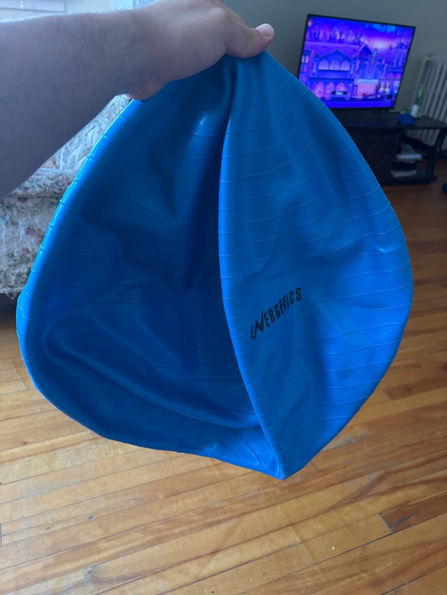Energetics Gymnastik Ball 65cm in Exercise Equipment in Ottawa - Image 3