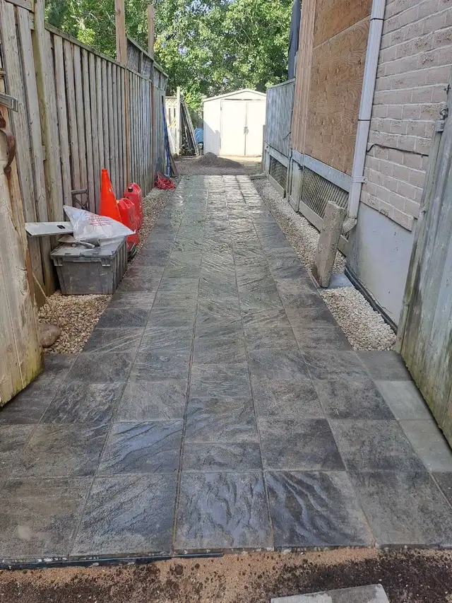 interlocking  brick repairs in Construction & Trades in London - Image 4