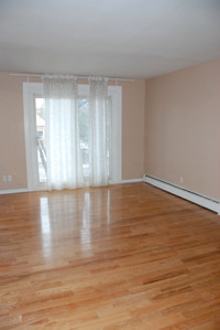 $2000 All Inc. 2 Bdm Quiet Building Avail July 1st (TOP FLOOR)