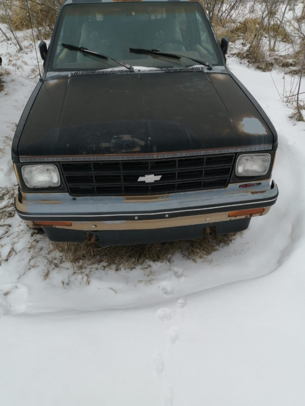 1989 Chevrolet Blazer(original owner)and 1989 GMC Jimmy in Classic Cars in Winnipeg