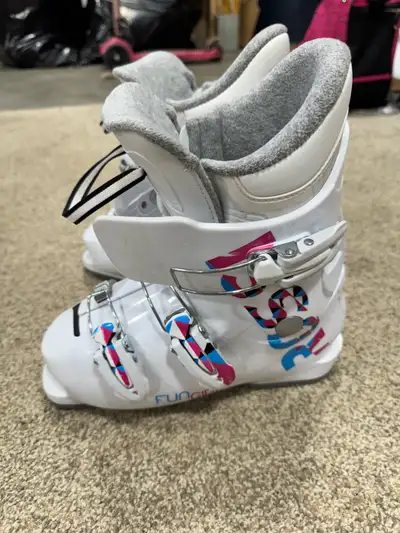 Kids ski boots, View more