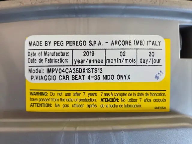 Peg Perego Primo Viaggio Nido Infant Car Seat in Strollers, Carriers & Car Seats in Markham / York Region - Image 11