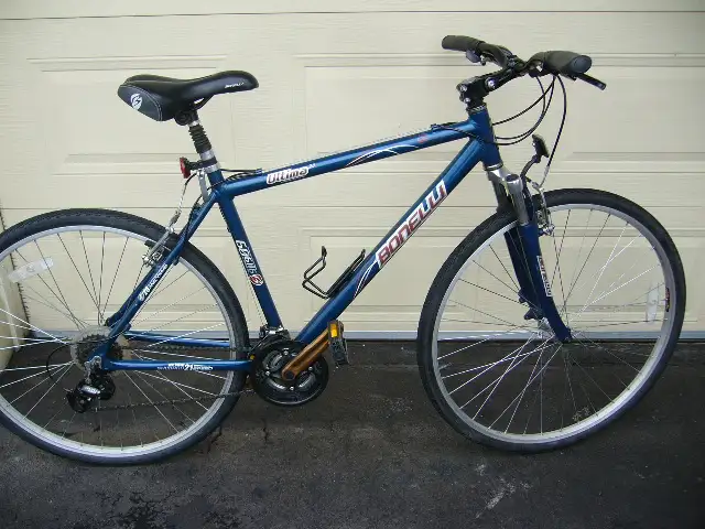 Bonelli Ultima Hybrid Bike 21-Speed, Suspension Fork, Quick Release