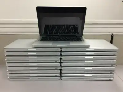 Macbook Pro 2015 13" 8Gb et 128Gb SSD, View more
