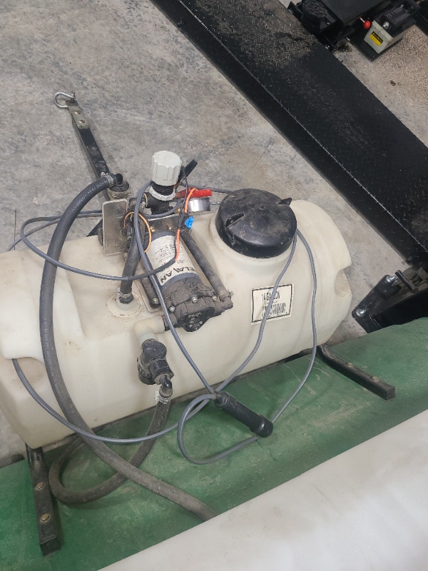 5ft yard sprayer Farming Equipment Regina Kijiji