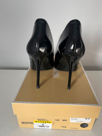 Michael Kors Black heels, excellent condition size 9