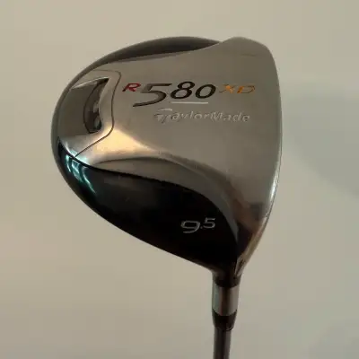 Club: TaylorMade R580 XL 9.5 Degree Driver right handed Shaft: TaylorMade Graphite Stiff Flex Grip:...