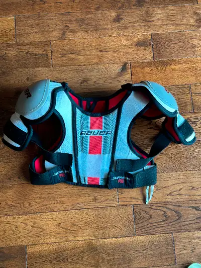 Bauer shoulder pads youth XL