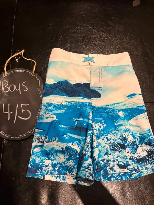 Boys swim shorts/trunks - size 4/5628632626585621216