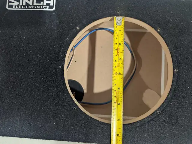 Dual 8"(?) shallow/low profile enclosure in Speakers in Mississauga / Peel Region - Image 5