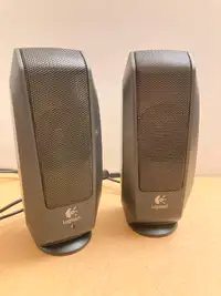 Enhanced Audio Experience: Logitech S-120 PC Speakers