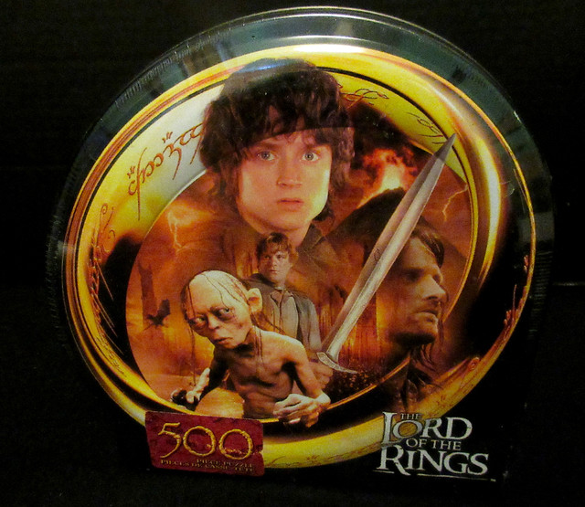 Lord of the Rings 500 Piece Puzzle in Collectible Tin x 2 (2003) in Toys & Games in Stratford - Image 4