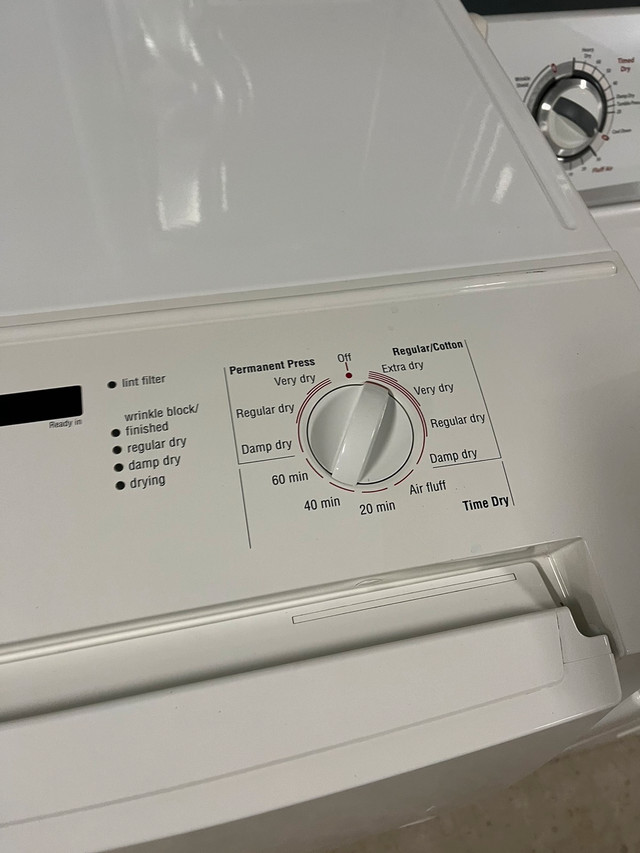 Bosch electric dryer  in Washers & Dryers in Stratford - Image 4