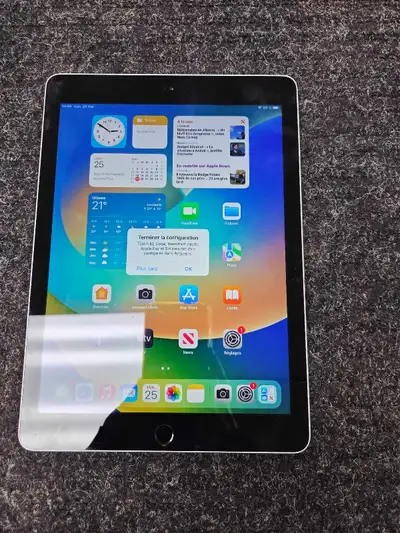Ipad 5TH GEN 128GB, View more