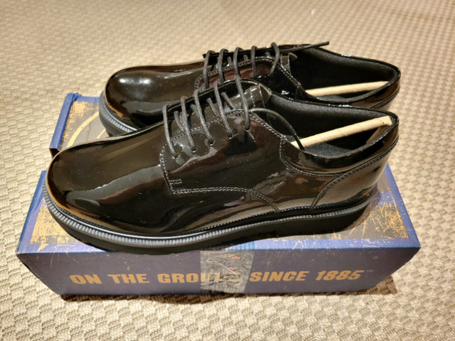 Bates Men's High Gloss Oxford Shoe - size 8.5 wide dans Chaussures pour hommes  à Ville de Montréal - Image 3