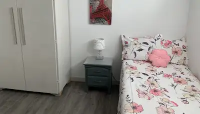 Downtown Winnipeg room in house for rent $500