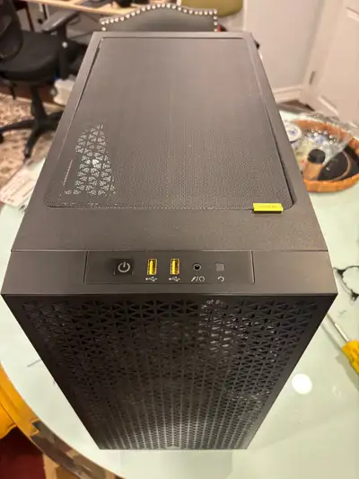 Selling my high-performance Intel Core i7 11700F computer, encased in a sleek Corsair case and power...