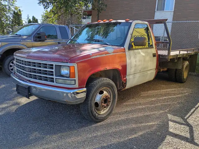 Chev Cheyenne Flat Deck Truck