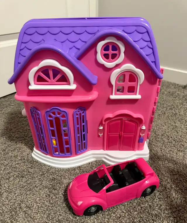 Dollhouse and Assorted Doll Playset in Multi-item in Edmonton - Image 6