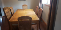 Dining Table, Chairs & Buffett/Hutch