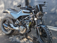 Husqvarna Svartpilen 401